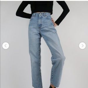 Vintage Calvin Klein easy fit straight leg jean 6